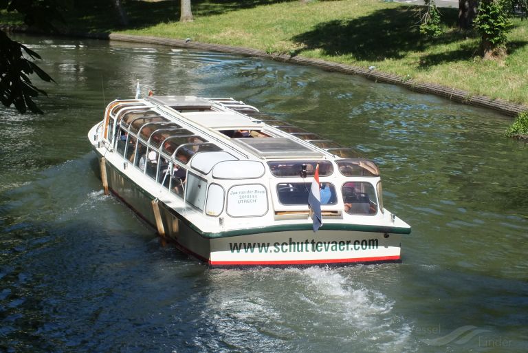 ship photo