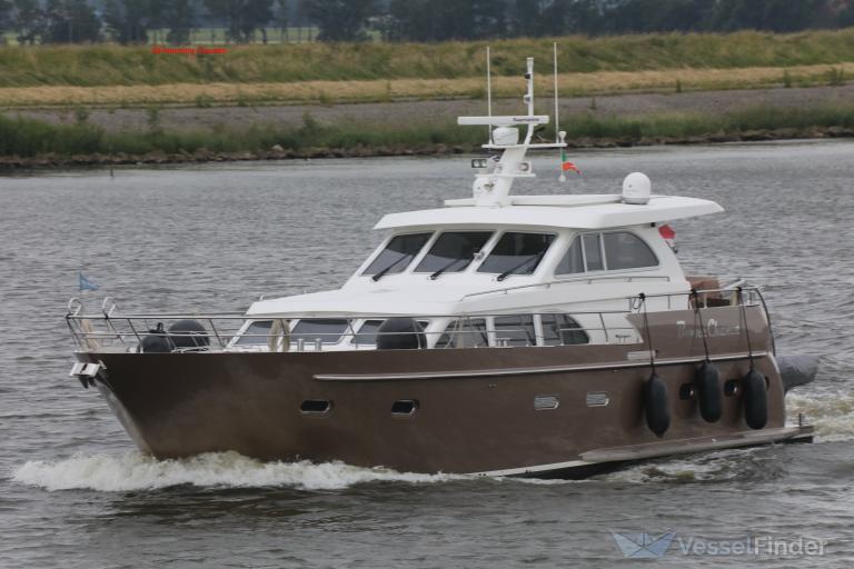 ship photo