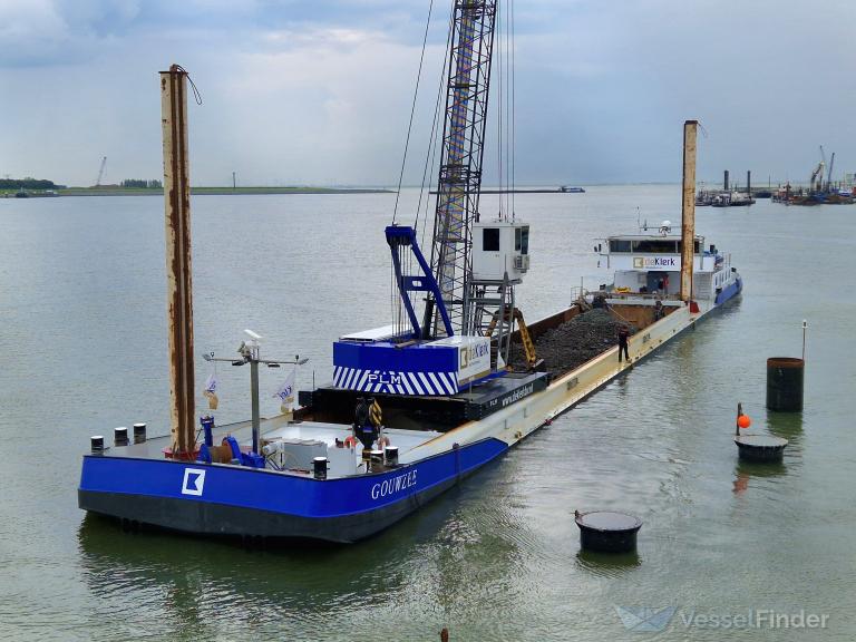 ship photo