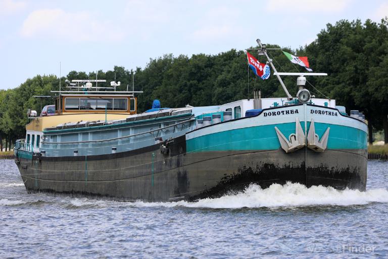 ship photo