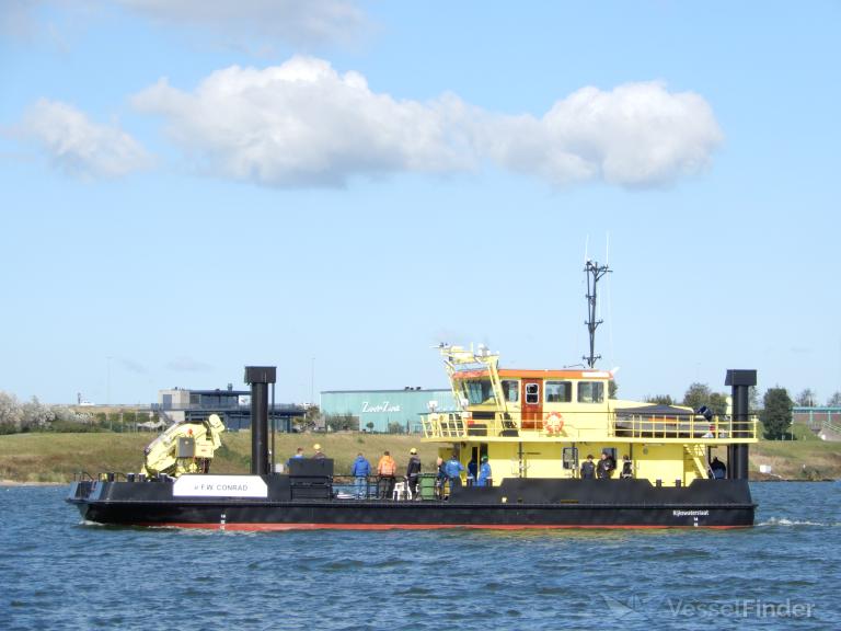 IR. F. W. CONRAD photo