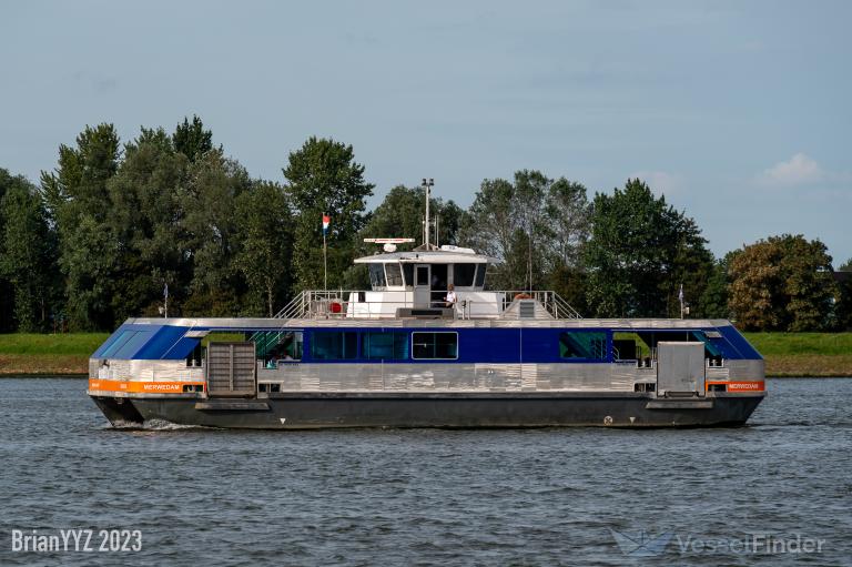 ship photo