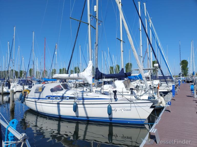 LADY IRMA photo