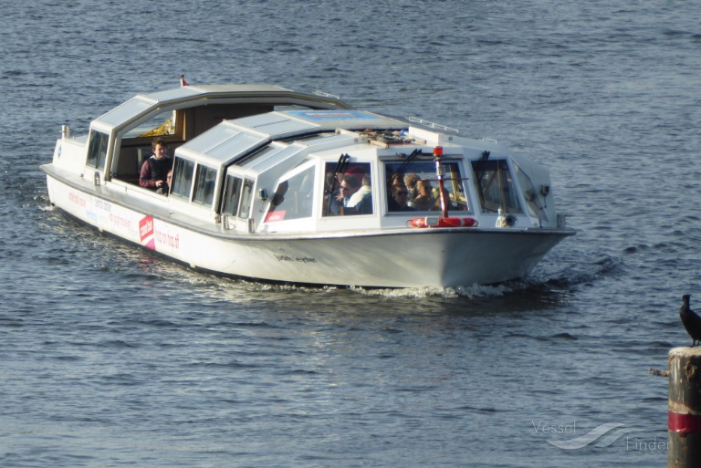ship photo