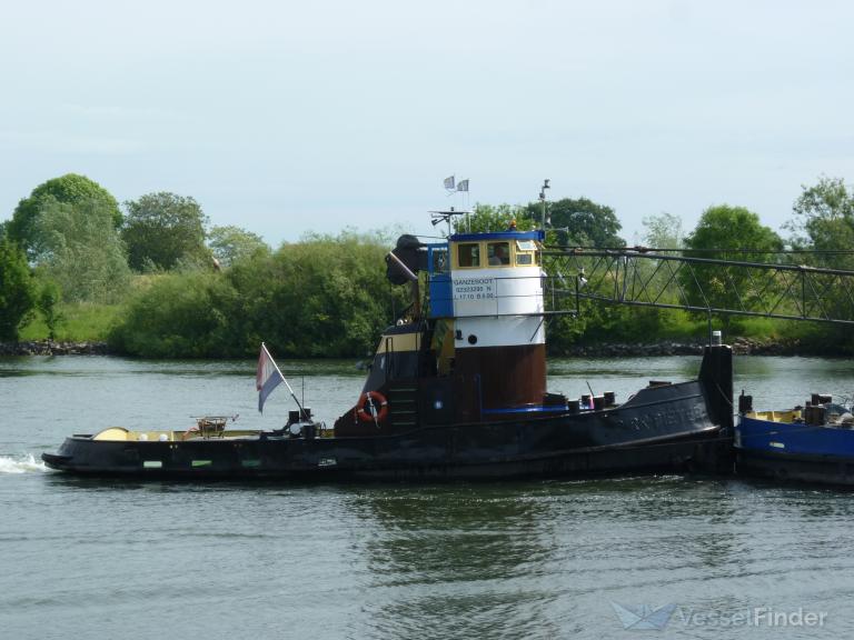 GANZEBOOT photo