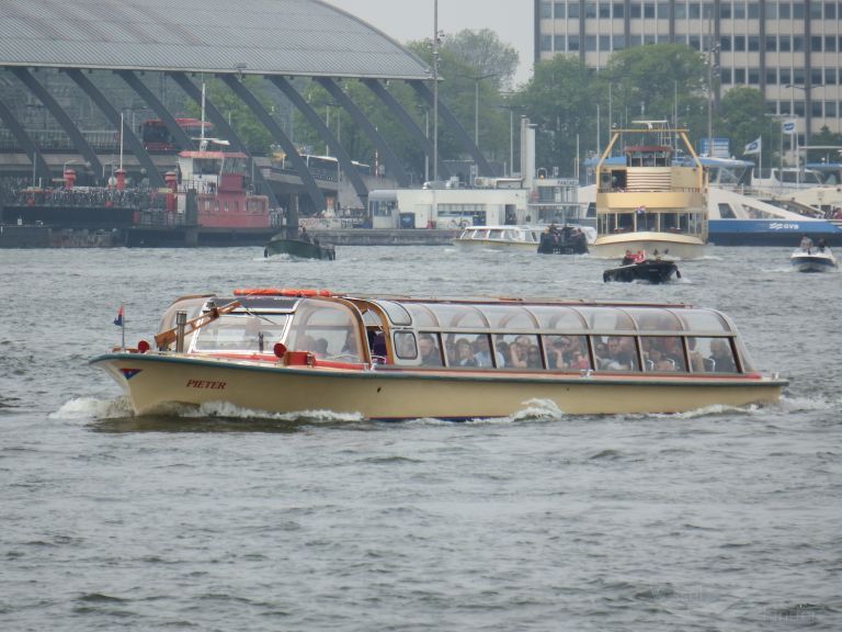 ship photo