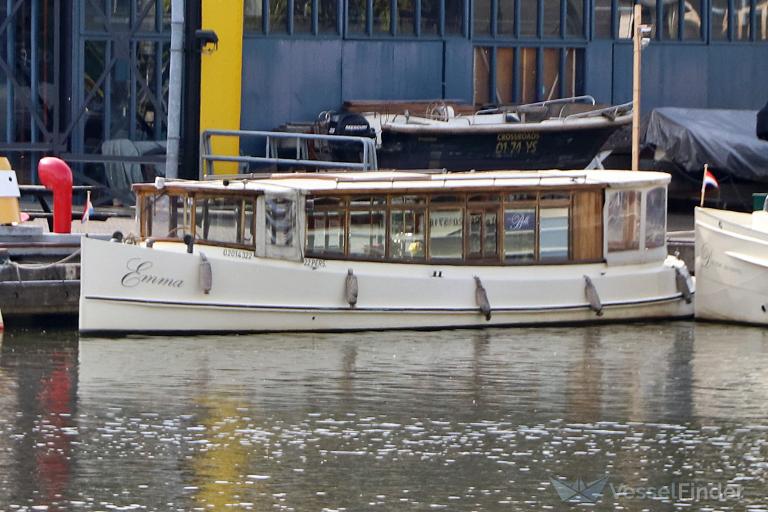 ship photo