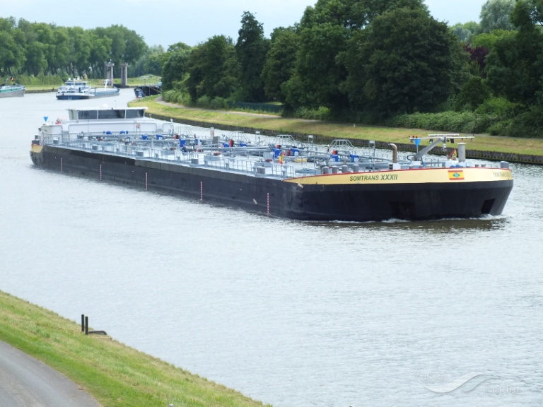 SOMTRANS XXXII photo