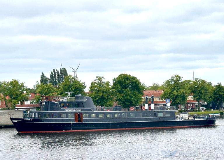 ship photo