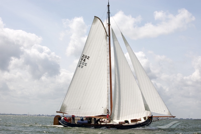 MARIE CHARLOTTE III photo