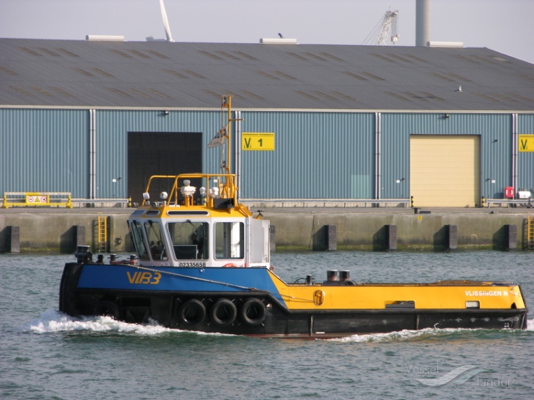 VLB 3, Tug - Details and current position - MMSI 244810432 - VesselFinder