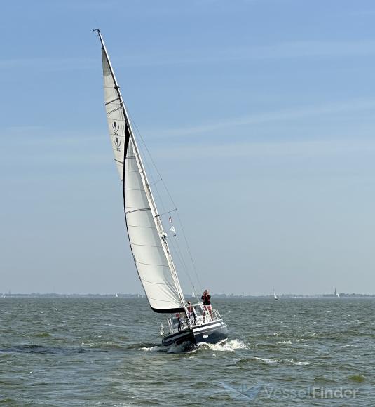 VICTORIA photo