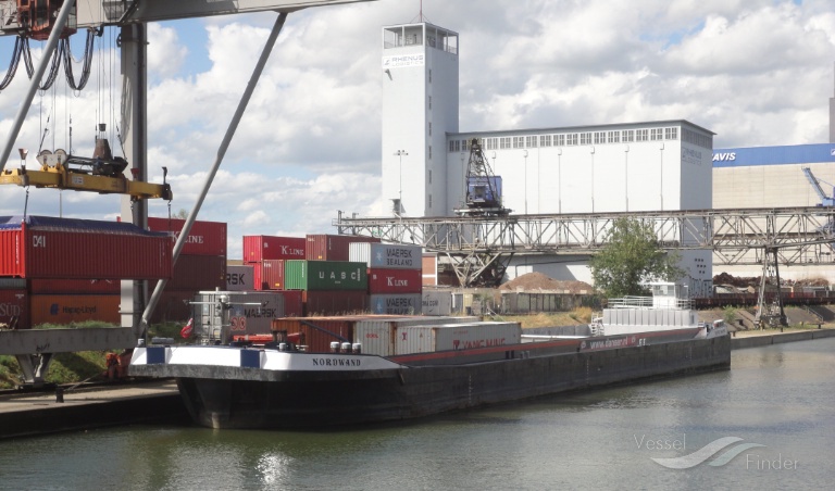 ship photo