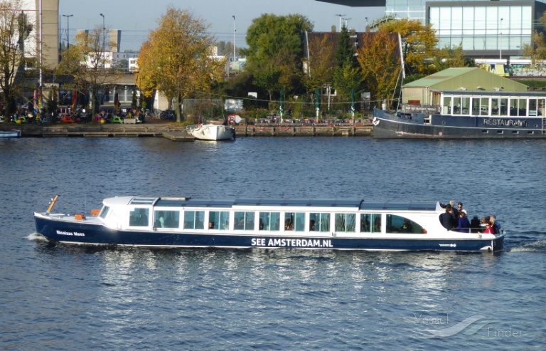ship photo