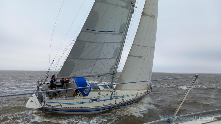 ship photo