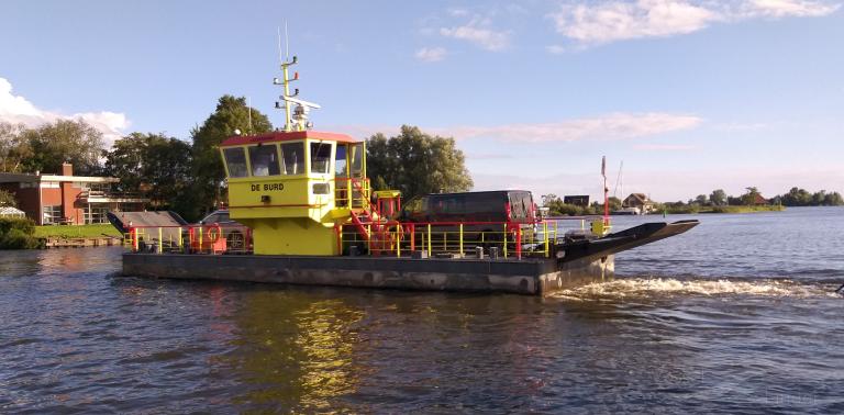 ship photo