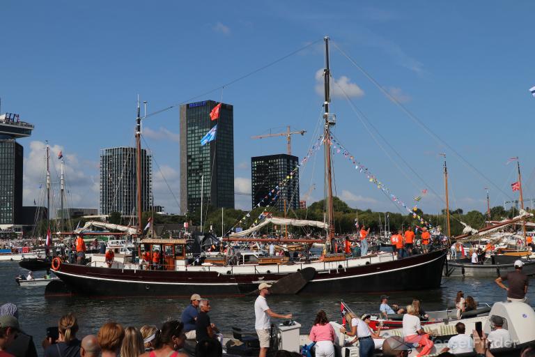 HOOP OP WELVAART photo