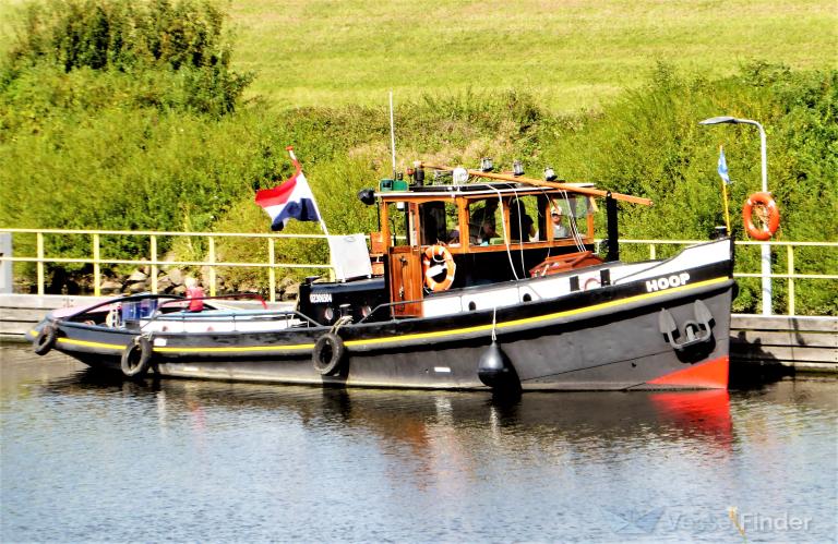 ship photo
