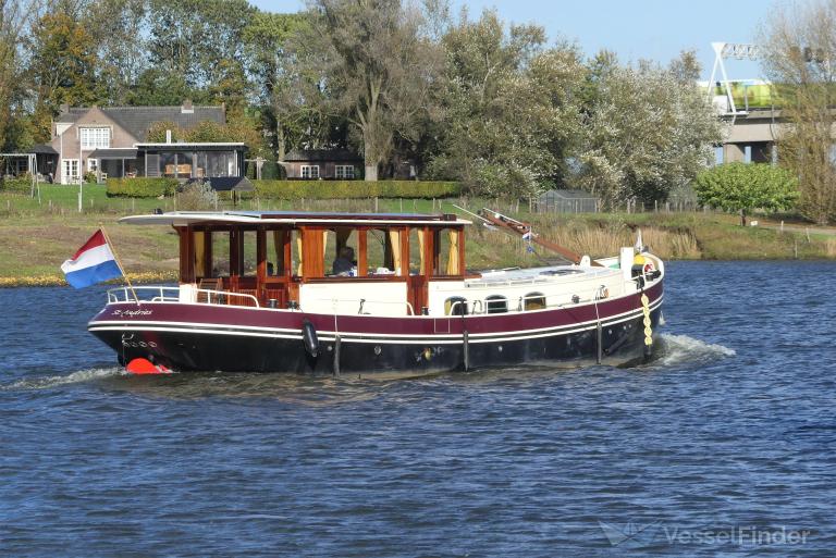 ship photo