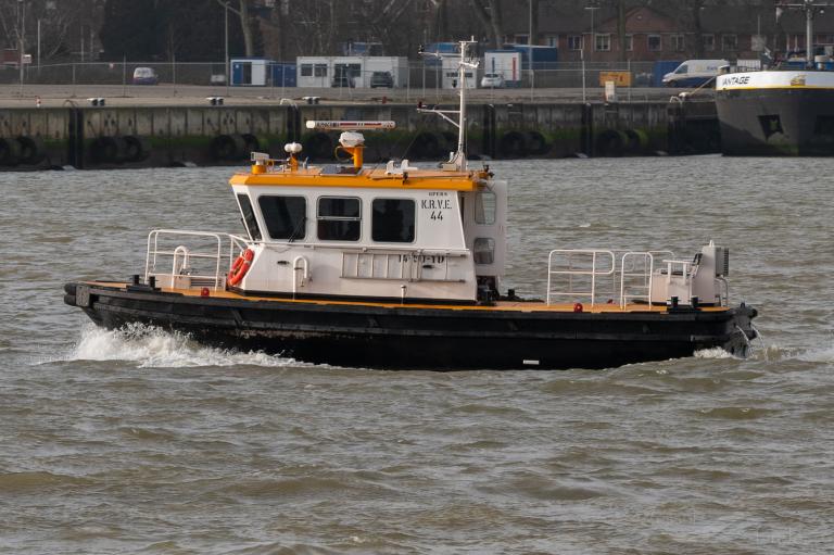 ship photo