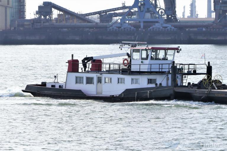 ship photo