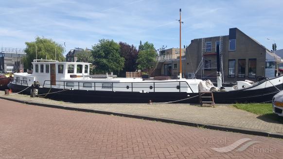 ship photo