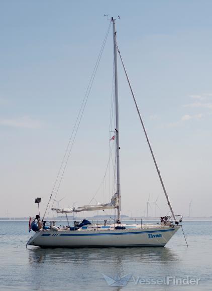 TISSUM photo