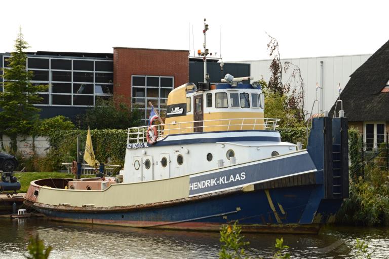ship photo
