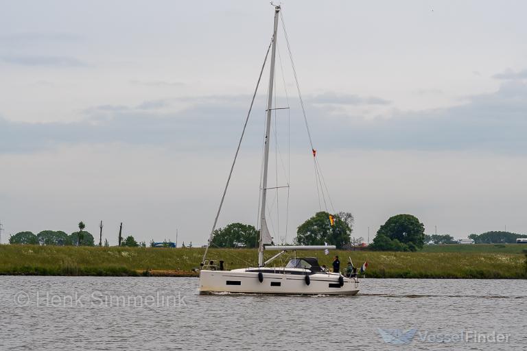ship photo