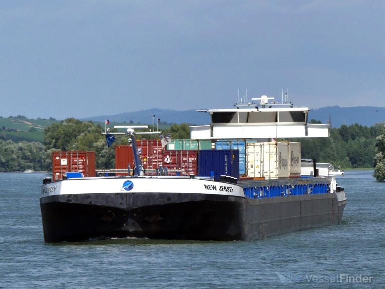 ship photo