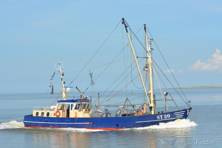ship photo