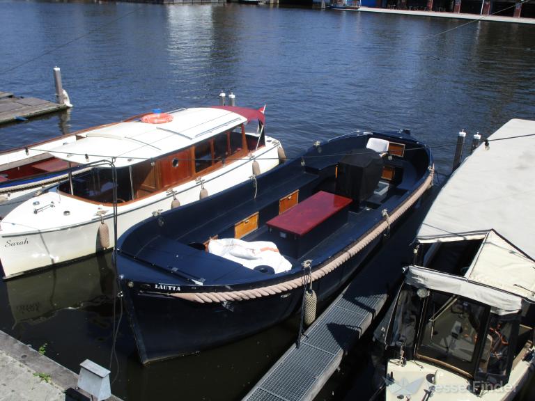 ship photo