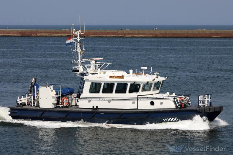 ship photo
