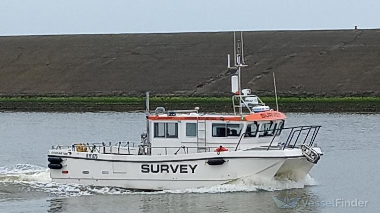 ship photo