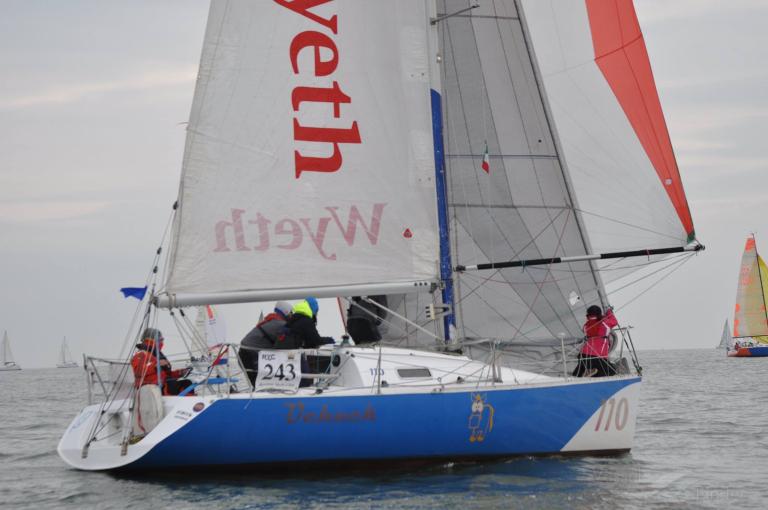 UCHUCK SOLO SAIL photo