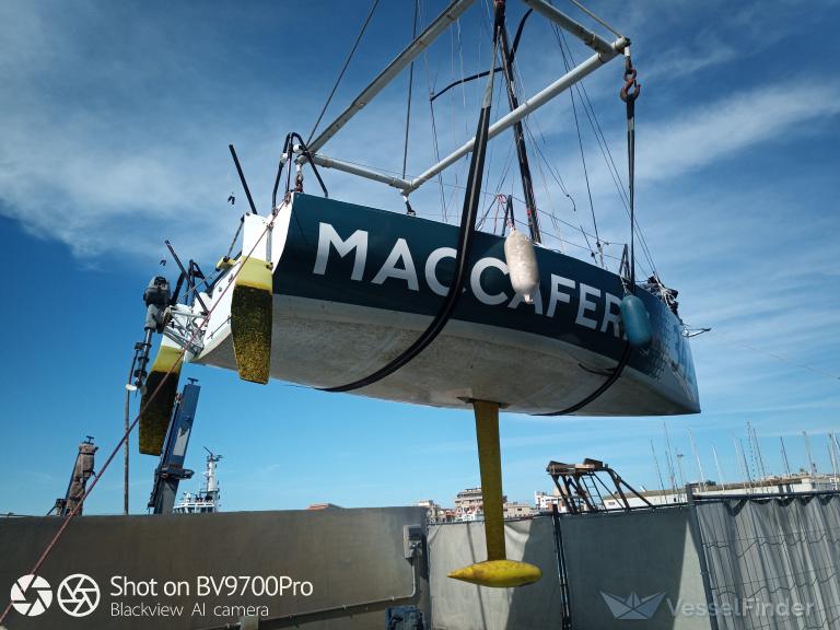 ARKE WIDDE.SOLOSAILO photo