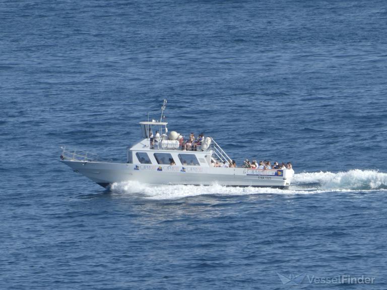 ship photo