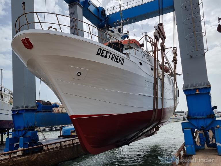 ship photo