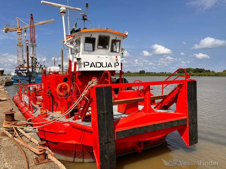 ship photo