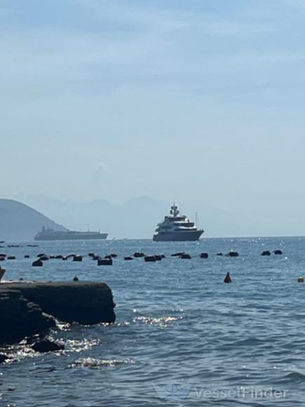 VITTORIA TOUR5TERRE photo