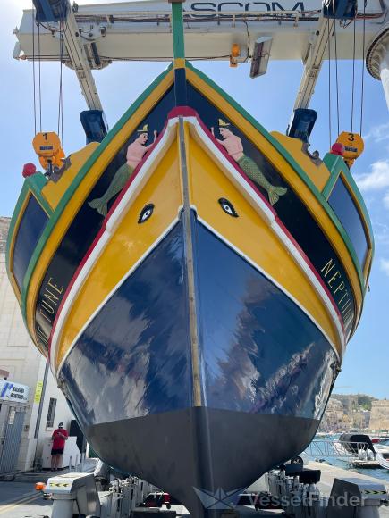 ship photo