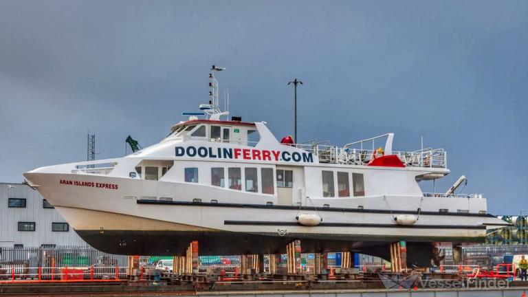 ARAN ISLANDS EXPRESS photo