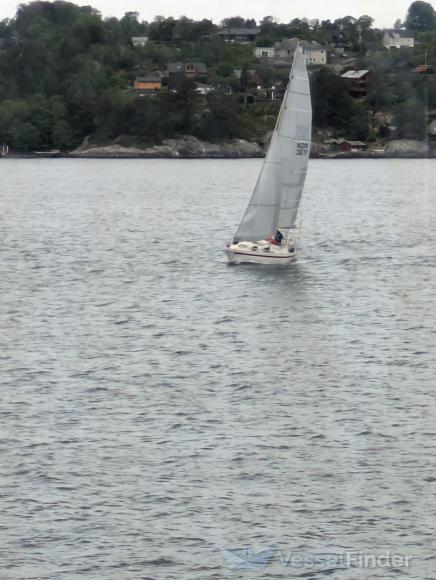 ship photo