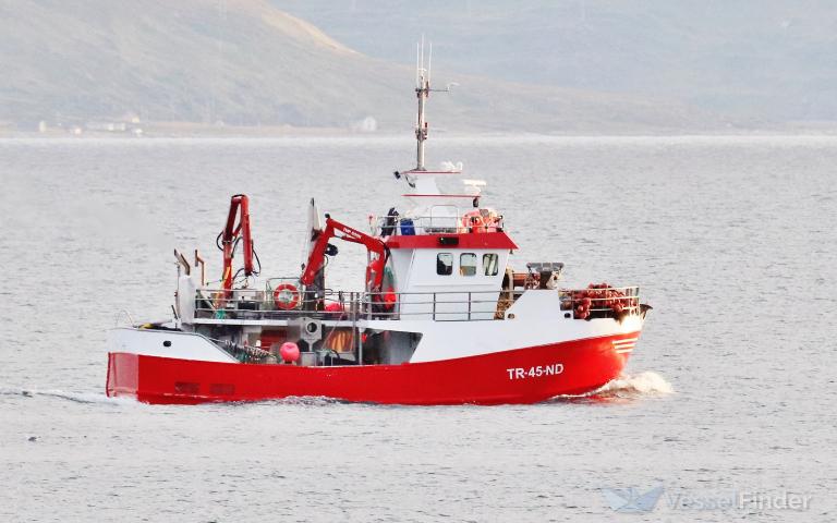 ship photo