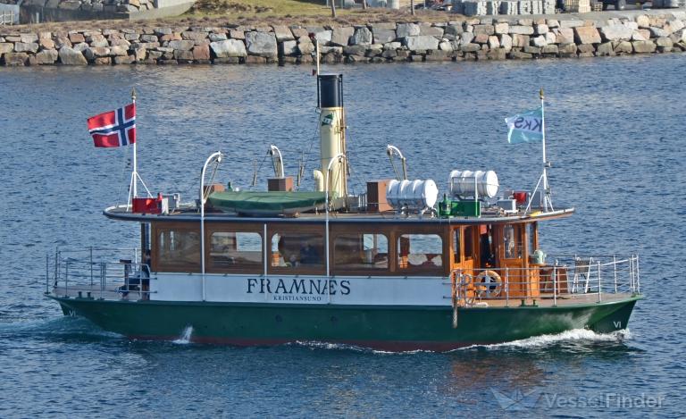 ship photo