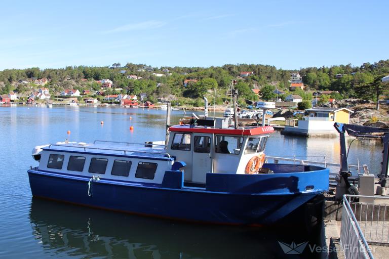 ship photo