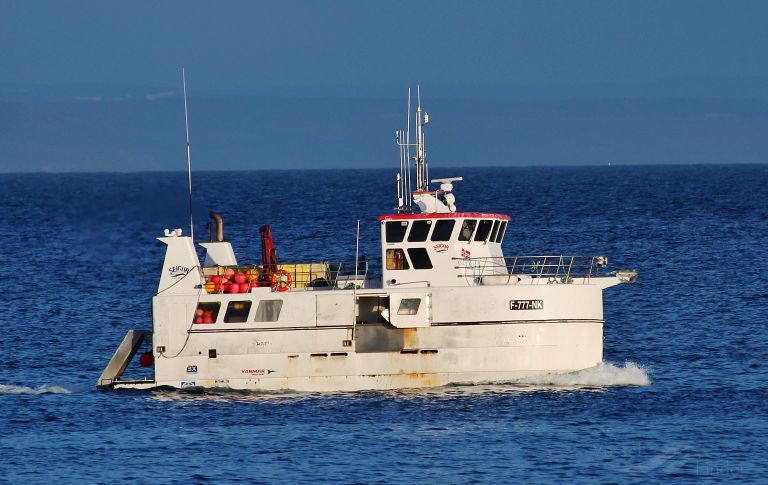 ship photo