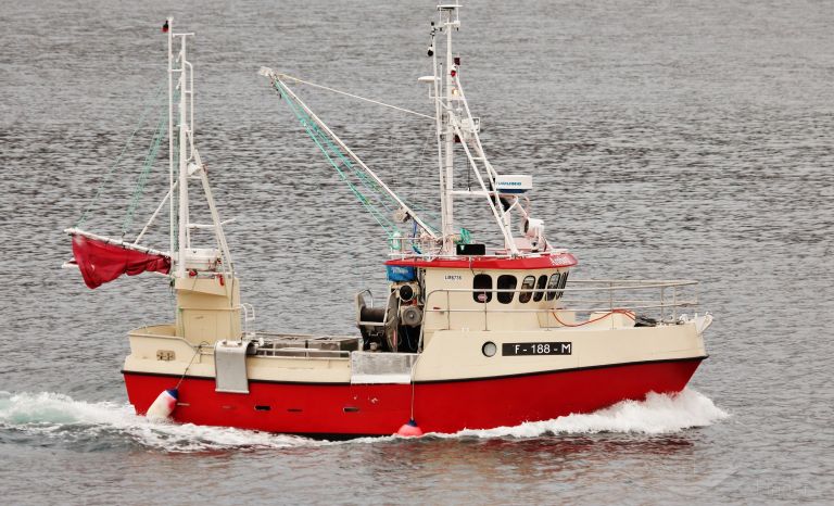 ship photo