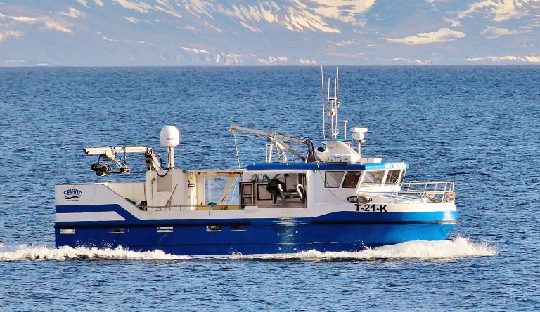 ship photo