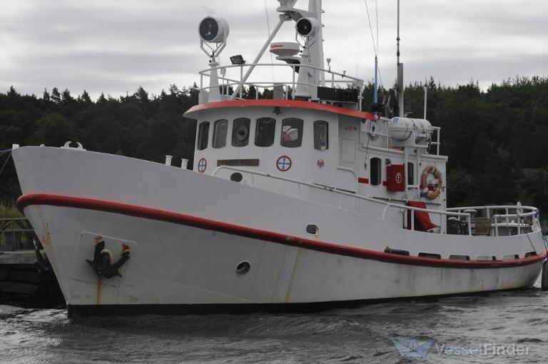 ship photo